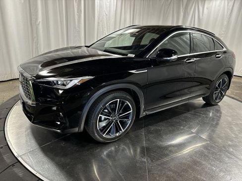 Certified 2025 INFINITI QX55 Essential image 1