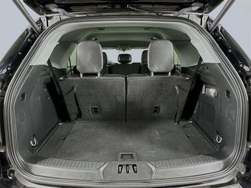 Used 2024 Ford Explorer XLT w/ Equipment Group 202A image 24