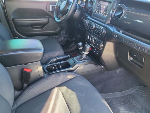 Used 2022 Jeep Wrangler Unlimited Sport image 13
