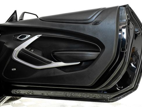 Used 2019 Chevrolet Camaro SS RWD image 45