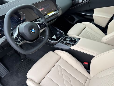 Certified 2026 BMW X3 xDrive30i w/ Premium Package AWD/4WD image 4