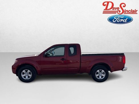 Used 2012 Nissan Frontier SV image 10