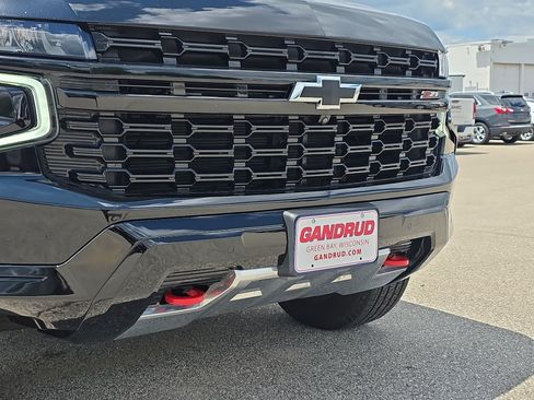 Certified 2023 Chevrolet Tahoe Z71 w/ Off-Road Capability Package AWD/4WD image 3