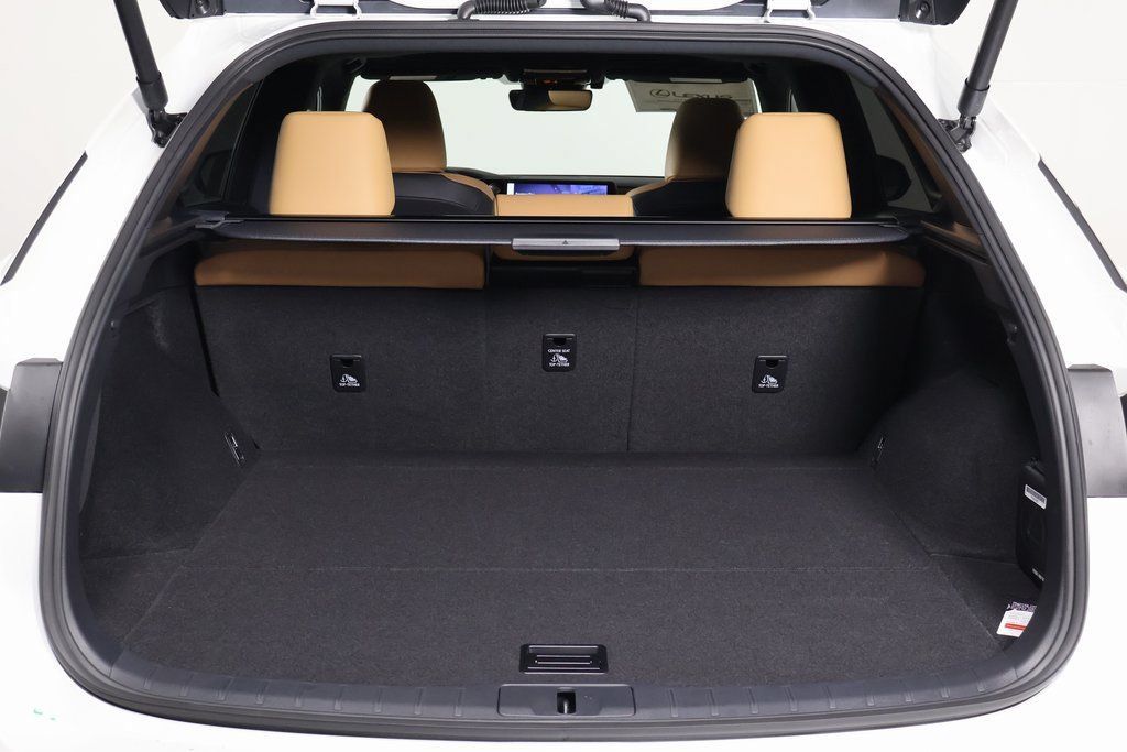 New 2026 Lexus RX 450h AWD w/ Convenience Package image 8