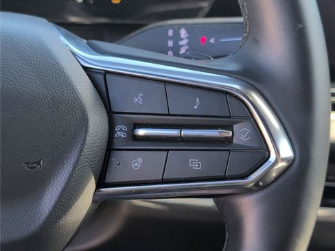 Used 2025 Chevrolet Equinox LT FWD image 29