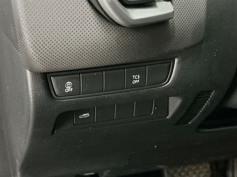 Used 2025 MAZDA CX-50 AWD 2.5 S w/ Preferred Package image 17