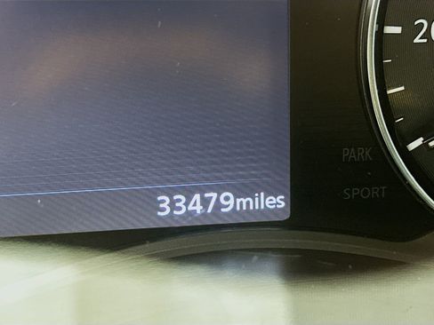 Used 2024 Nissan Kicks SR image 18