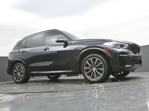 Certified 2023 BMW X5 M50i w/ Executive Package image 34
