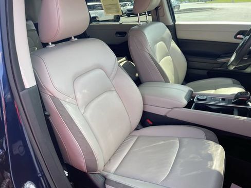Certified 2023 Nissan Pathfinder SL AWD/4WD image 25