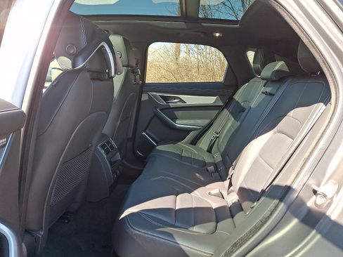 Used 2026 Jaguar F-PACE R-Dynamic S AWD/4WD image 5