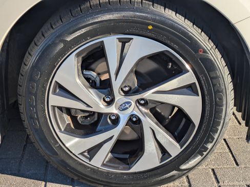 Used 2022 Subaru Legacy Premium image 12