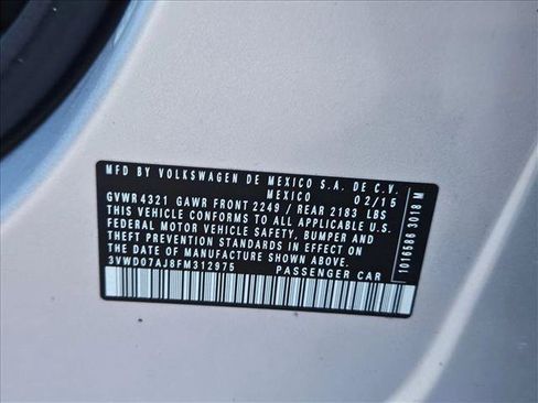 Used 2015 Volkswagen Jetta SE FWD image 19