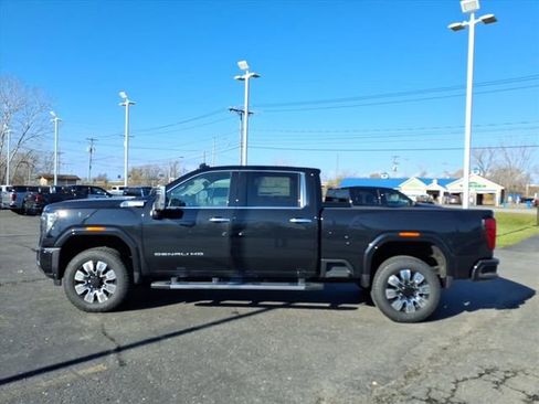 New 2026 GMC Sierra 2500 Denali w/ Technology Package image 2