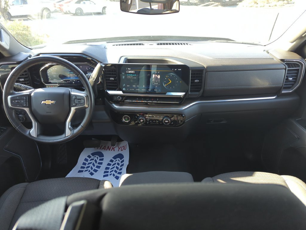 Used 2022 Chevrolet Silverado 1500 LT AWD/4WD image 22