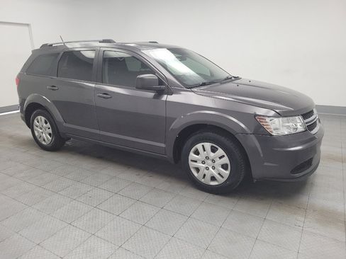 Used 2017 Dodge Journey SE image 11