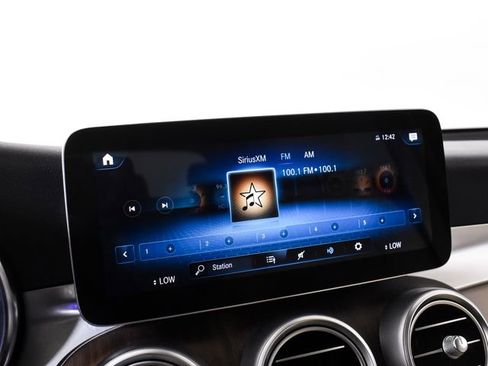 Certified 2022 Mercedes-Benz GLC 300 4MATIC w/ Premium Package Lite image 35