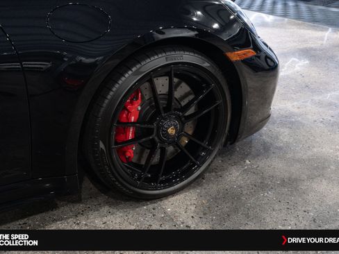 Used 2024 Porsche 911 Targa 4 GTS image 68