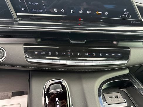 Used 2024 Cadillac Escalade ESV Sport w/ LPO, ONYX Package image 22