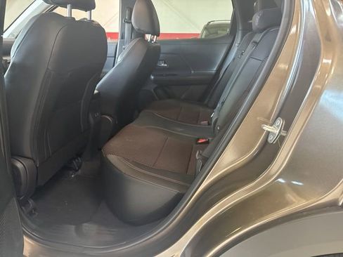 Used 2026 Nissan Kicks SR w/ Cold Weather Package AWD/4WD image 7
