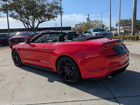 Certified 2019 Ford Mustang Convertible w/ Black Accent Package image 7
