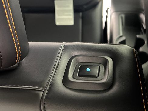 Used 2025 Ford Expedition Tremor AWD/4WD image 19
