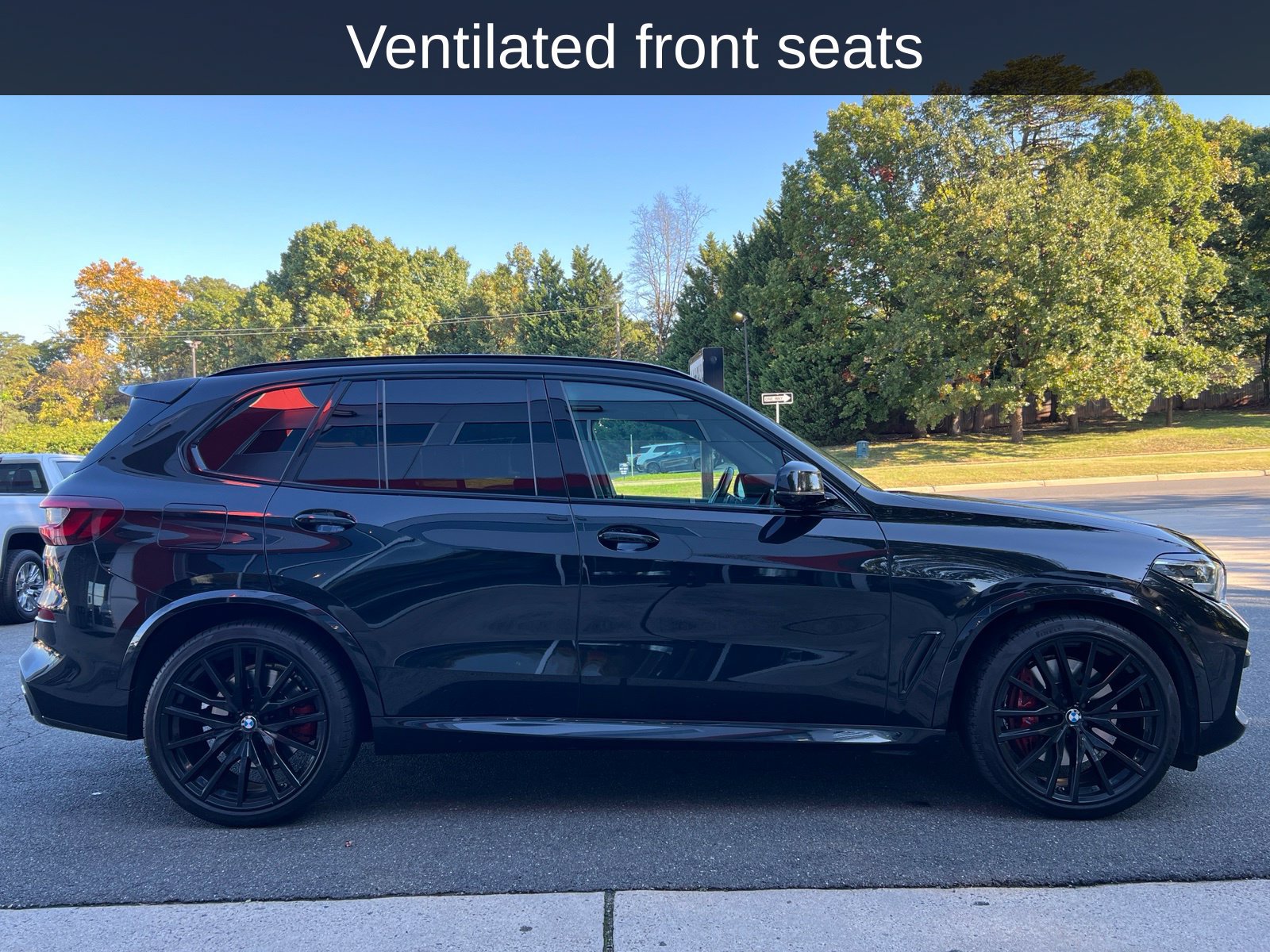 Used 2022 BMW X5 M50i w/ Premium Package AWD/4WD image 18