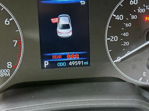 Used 2024 Toyota Corolla LE FWD image 19