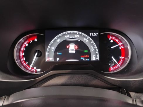 Used 2025 Toyota RAV4 XLE w/ Convenience Package image 20