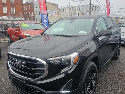 Used 2020 GMC Terrain SLE image 2