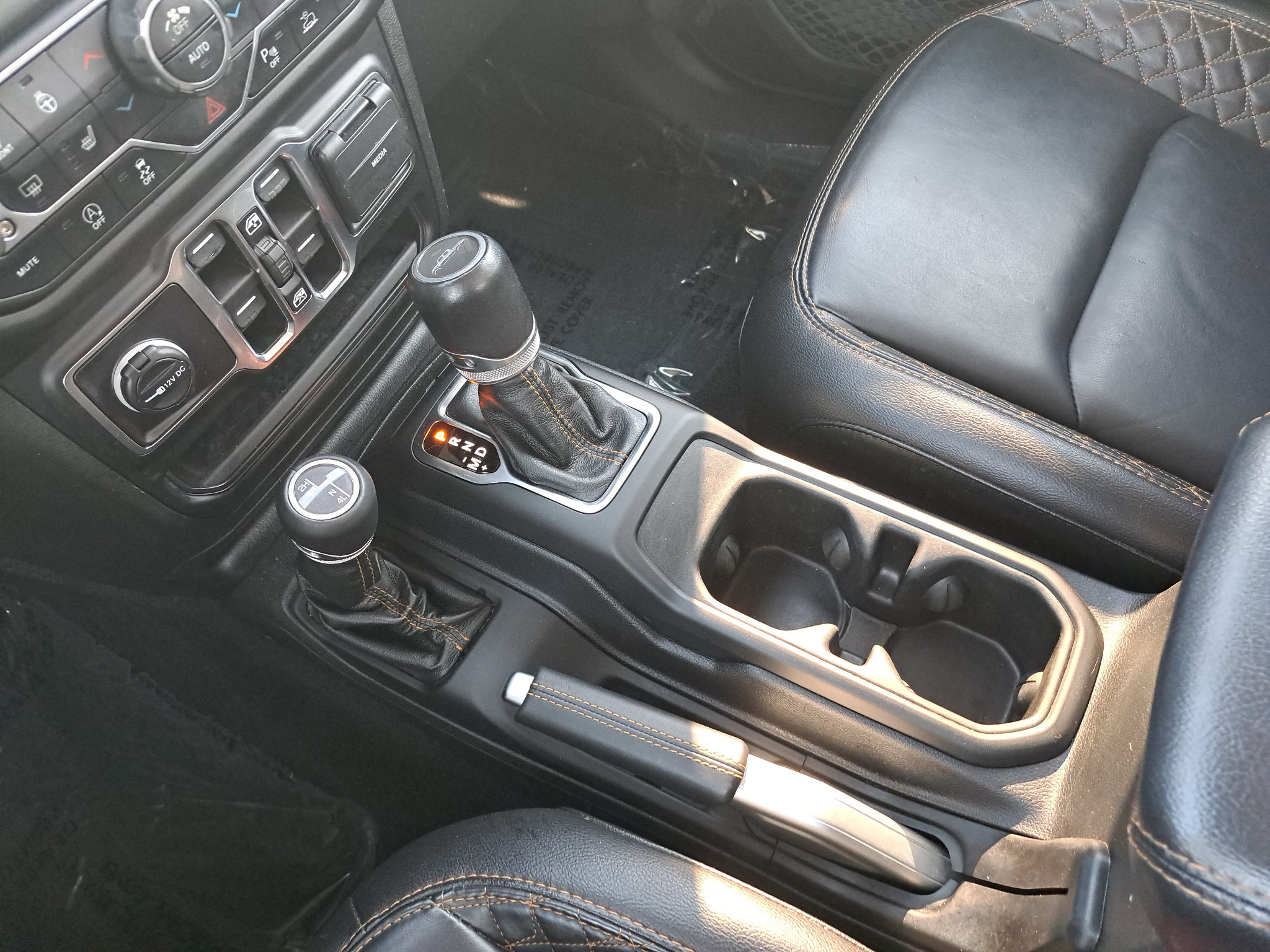 Certified 2021 Jeep Gladiator Overland AWD/4WD image 24