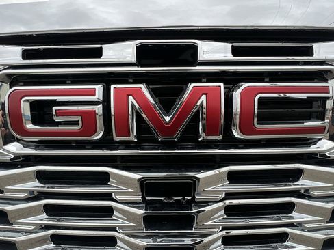 New 2026 GMC Sierra 3500 Denali w/ Denali Reserve Package image 32