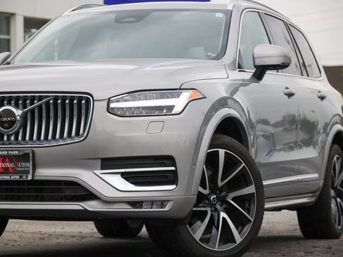 Used 2023 Volvo XC90 B5 Plus w/ Protection Package Premier AWD/4WD image 17