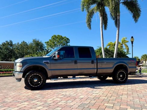Used 2008 Ford F250 Lariat image 2