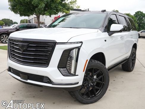 Used 2026 Cadillac Escalade Platinum Luxury w/ LPO, Floor Liner Package AWD/4WD image 1
