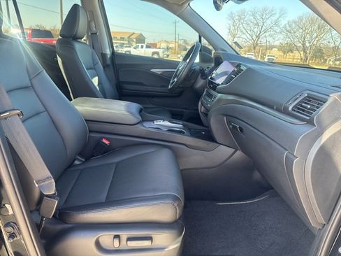 Used 2025 Honda Ridgeline RTL image 18