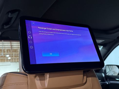 New 2026 Cadillac Escalade ESV Luxury image 45