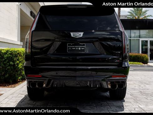 Used 2025 Cadillac Escalade V AWD/4WD image 26