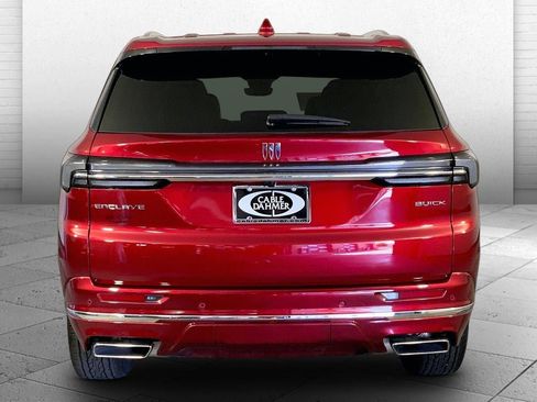 Used 2025 Buick Enclave Avenir w/ Super Cruise Package FWD image 3