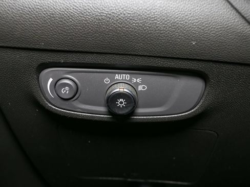 Used 2025 Buick Encore GX Sport Touring w/ Experience Buick Package AWD/4WD image 35