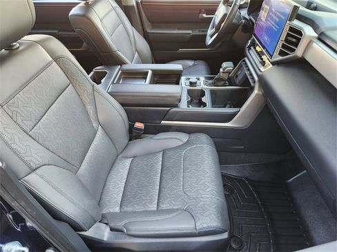 Used 2022 Toyota Tundra Limited image 10