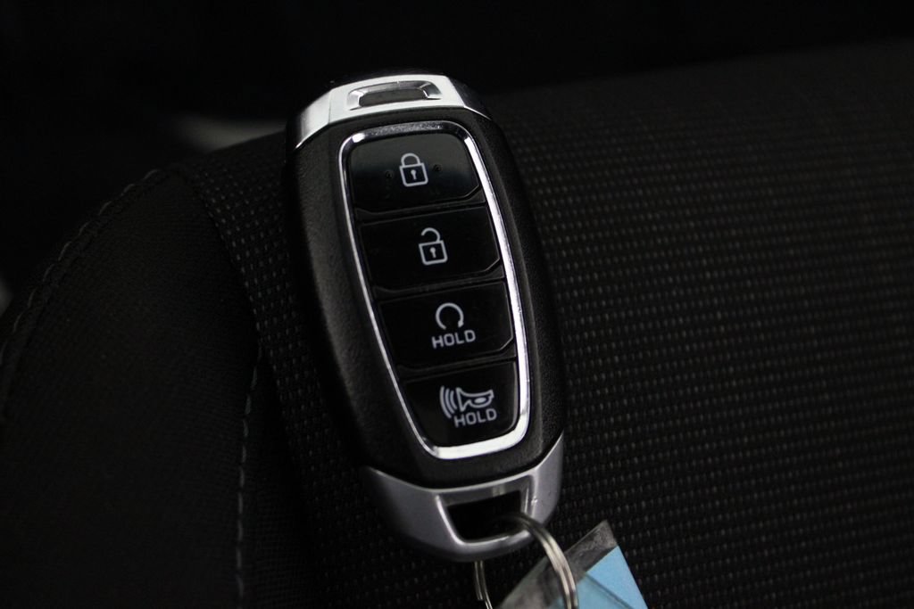 Certified 2023 Hyundai Kona SEL w/ Convenience Package FWD image 32