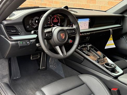 New 2026 Porsche 911 Carrera 4S image 4