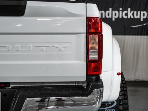 Used 2021 Ford F350 XLT w/ FX4 Off-Road Package AWD/4WD image 41