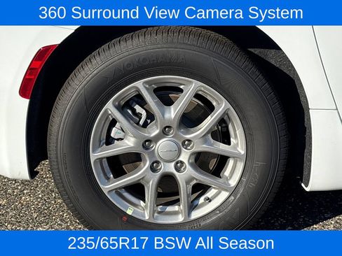 New 2027 Chrysler Pacifica Select FWD image 27