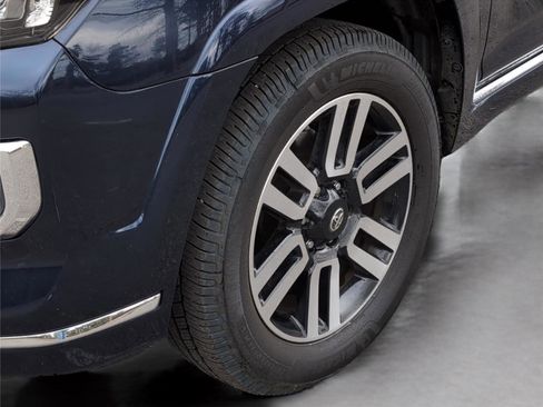 Used 2016 Toyota 4Runner Limited image 11