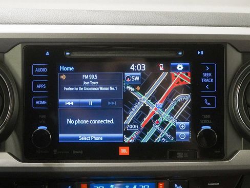 Used 2017 Toyota Tacoma Limited w/ Tow Package image 26