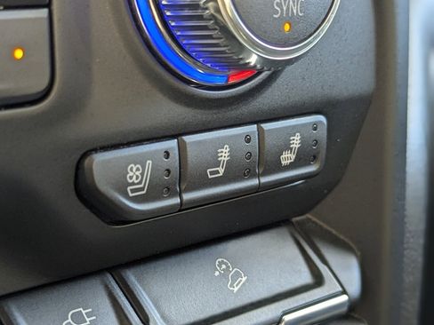 Used 2021 GMC Sierra 2500 Denali w/ Denali Ultimate Package image 24