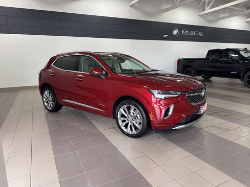 Used 2022 Buick Envision Avenir w/ Technology Package II image 8