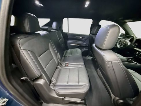 New 2026 Chevrolet Traverse LT w/ Driver Confidence Package AWD/4WD image 31