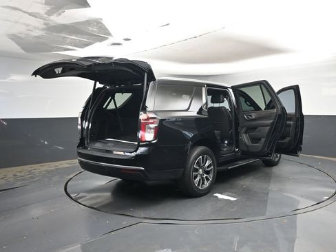 Used 2021 Chevrolet Tahoe LT w/ LT Signature Package RWD image 49